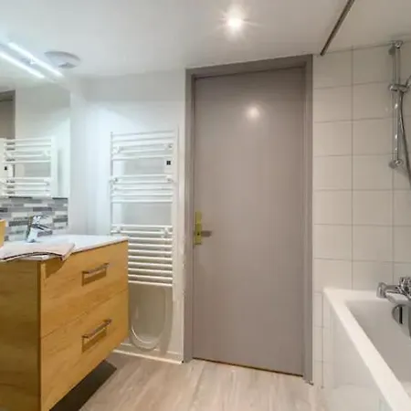 Le Petit Gite De La Vallee Apartment *